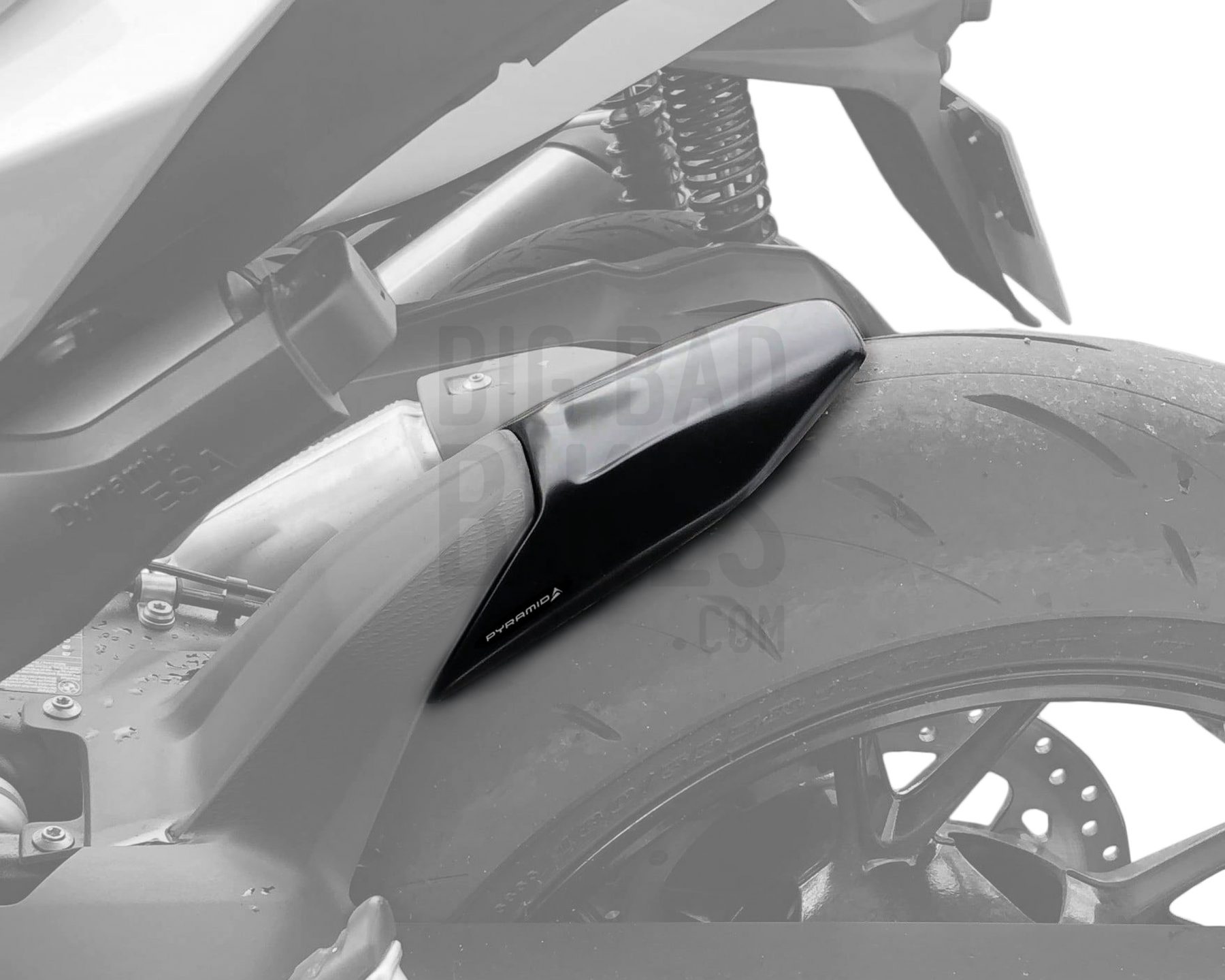 074900 pyramid-hugger-extension-matte-black-bmw-f900-xr-2020-hugger-extensions-074900-2_1024x1024@2x