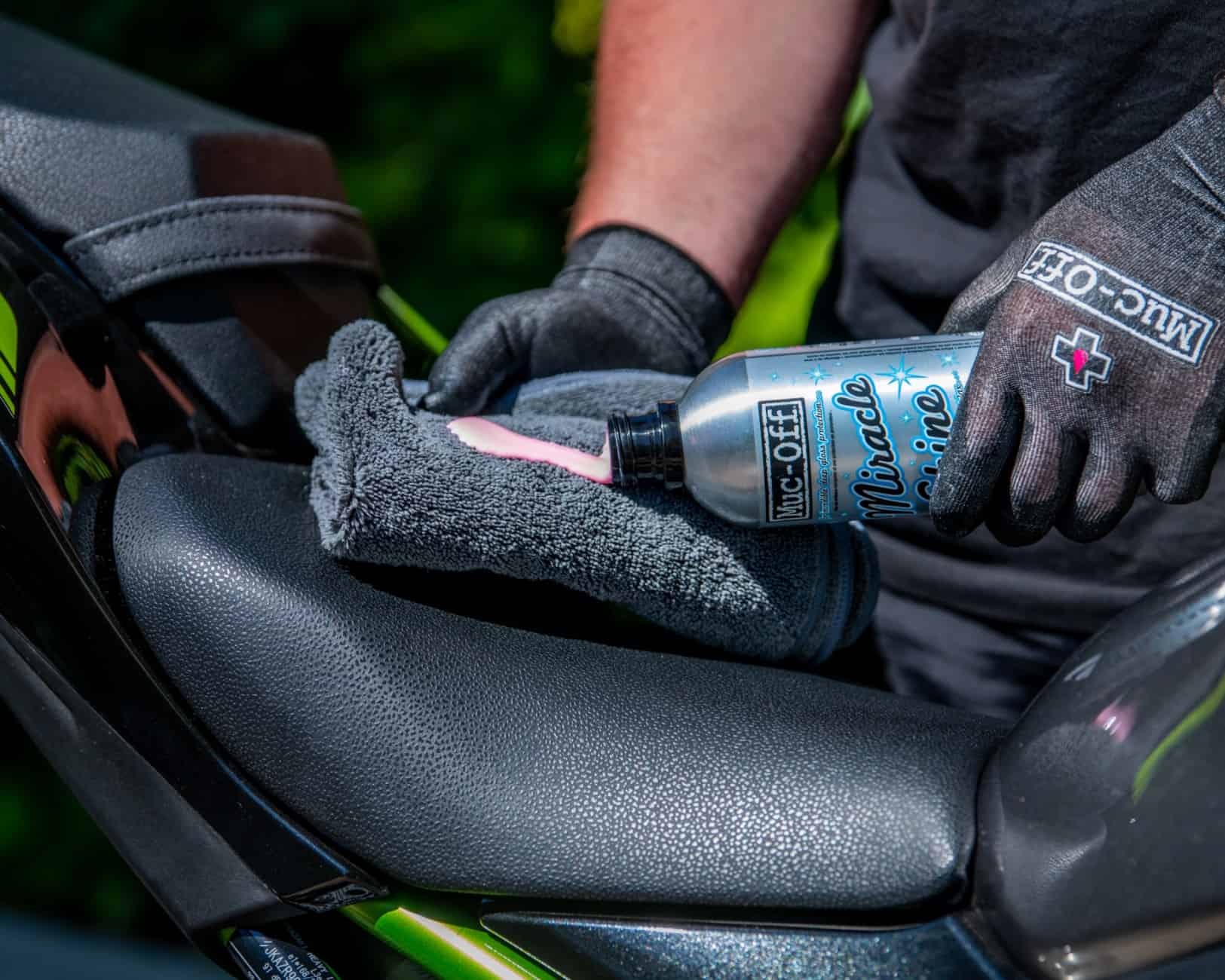 Muc-Off Miracle Shine