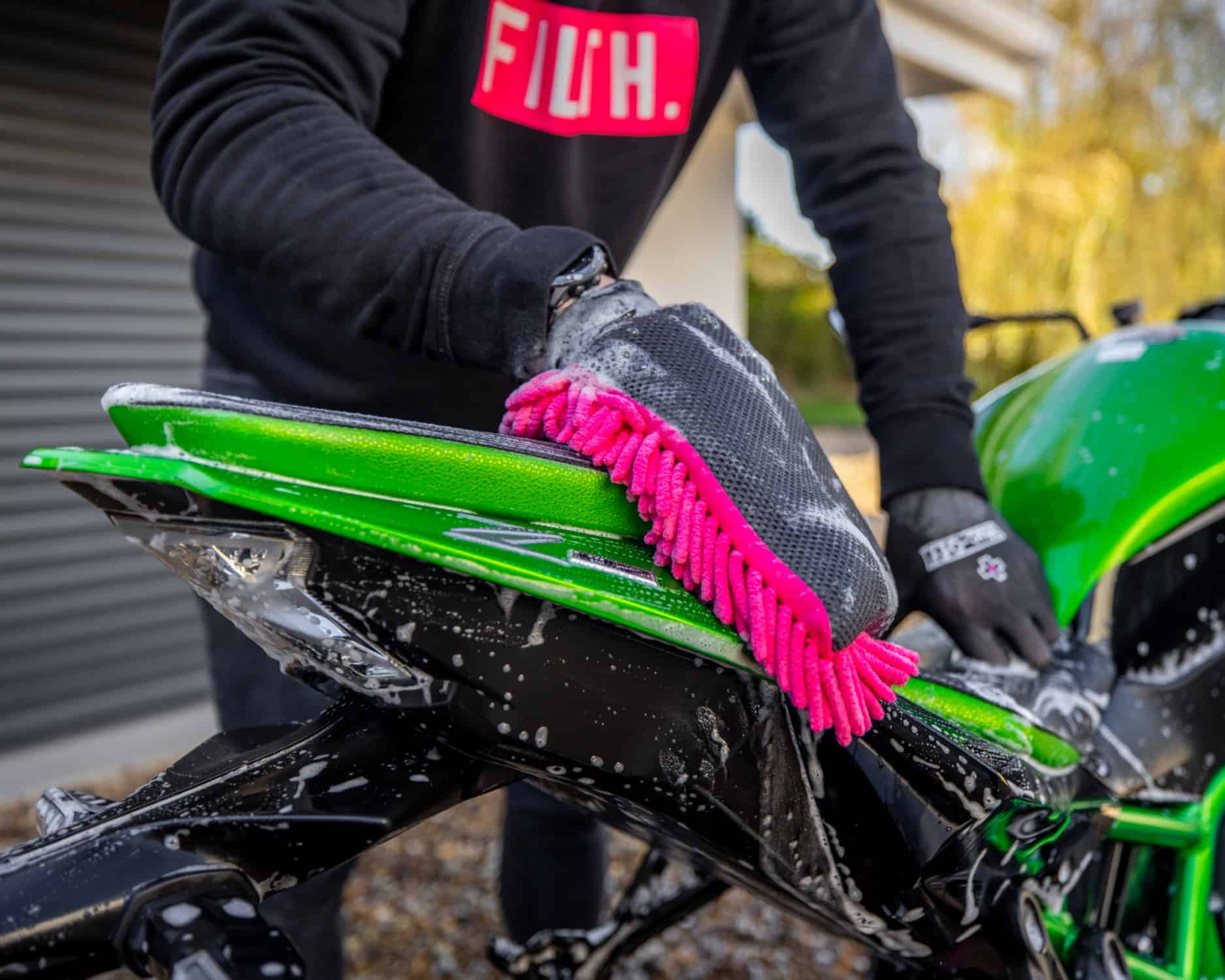 Muc-Off Powersports Deep Clean Bucket Kit